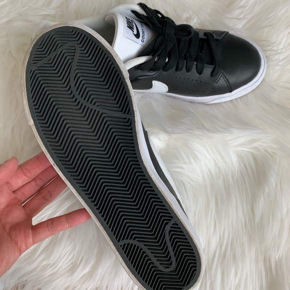 NIKE VEGAN LEATHER SNEAKERS - BLACK - Picture 3 of 7